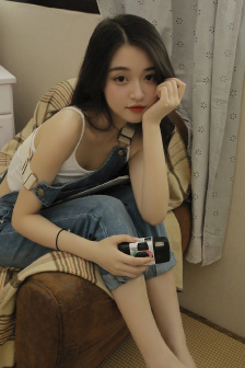 女教师免费观看