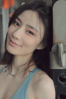 强挺进小y头的小花苞在线观看
